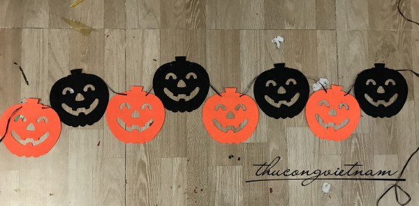 Dây treo Halloween bí đỏ mẫu 2