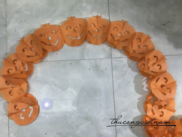 Dây treo Halloween bí đỏ mẫu 3