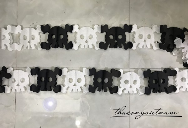 Dây treo Halloween đầu lâu mẫu 3