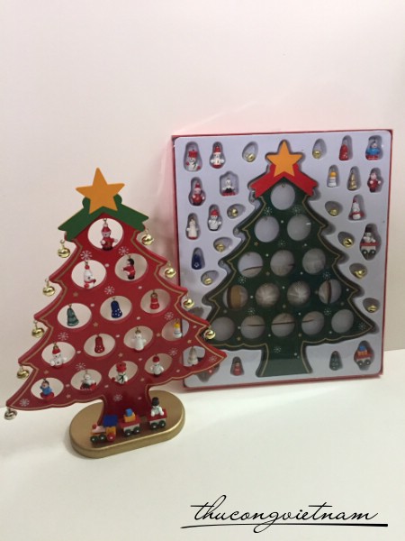 Cây thông gỗ giáng sinh trang trí 31x25cm