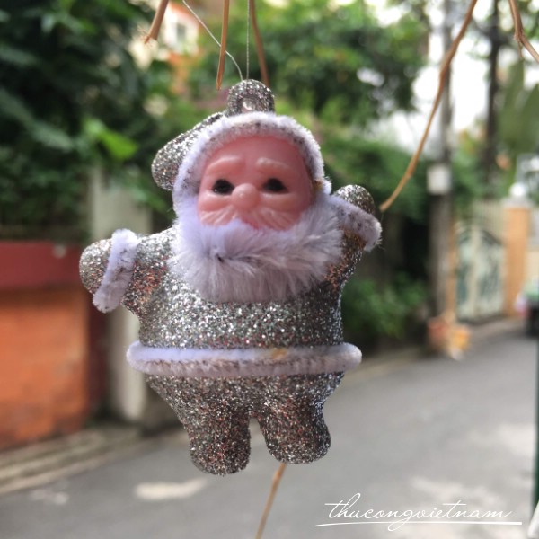 Ông già noel treo màu bạc 5cm