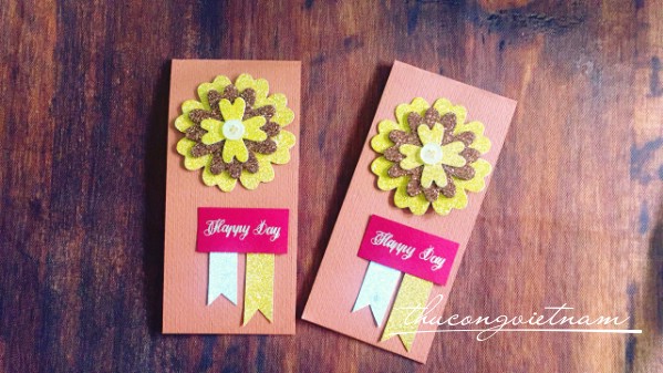 Thiệp hoa kim tuyến nâu Happy day
