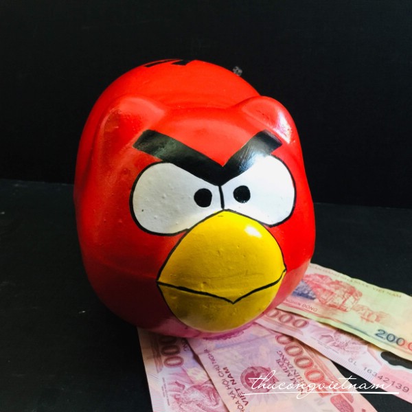 Heo đất Angry Bird đỏ