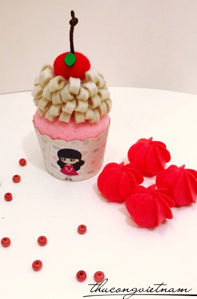 Cupcake vải nỉ mẫu 9