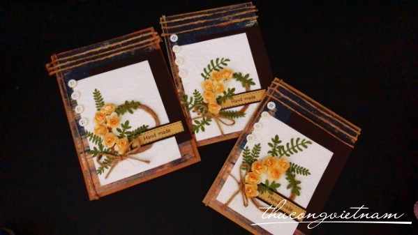 Thiệp Handmade hoa vàng
