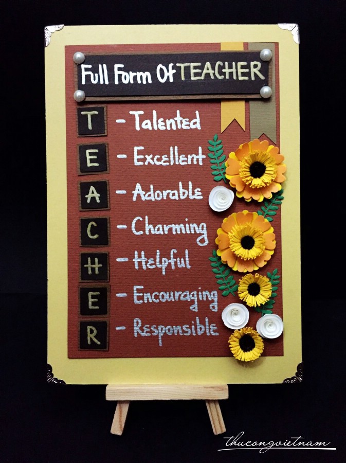 Khung giá đỡ Full Form of Teacher vàng