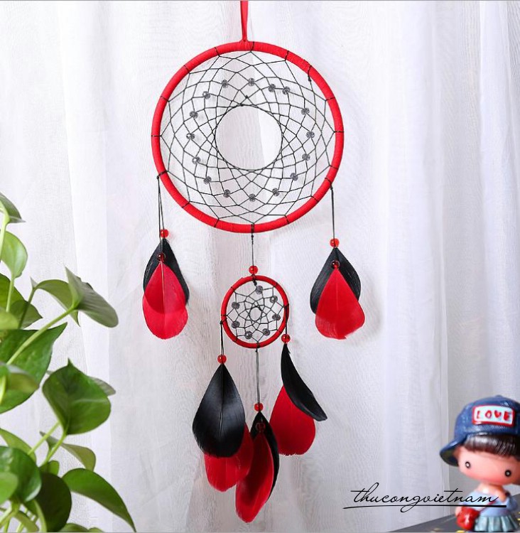 Dreamcatcher 2 vòng lông vũ đỏ đen