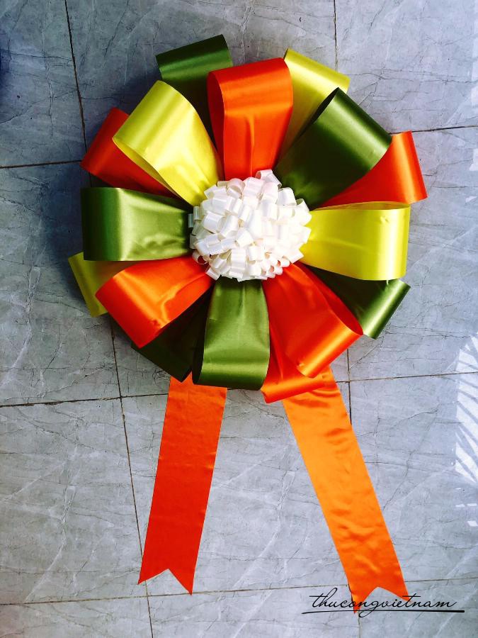 Nơ xe hơi 3 màu