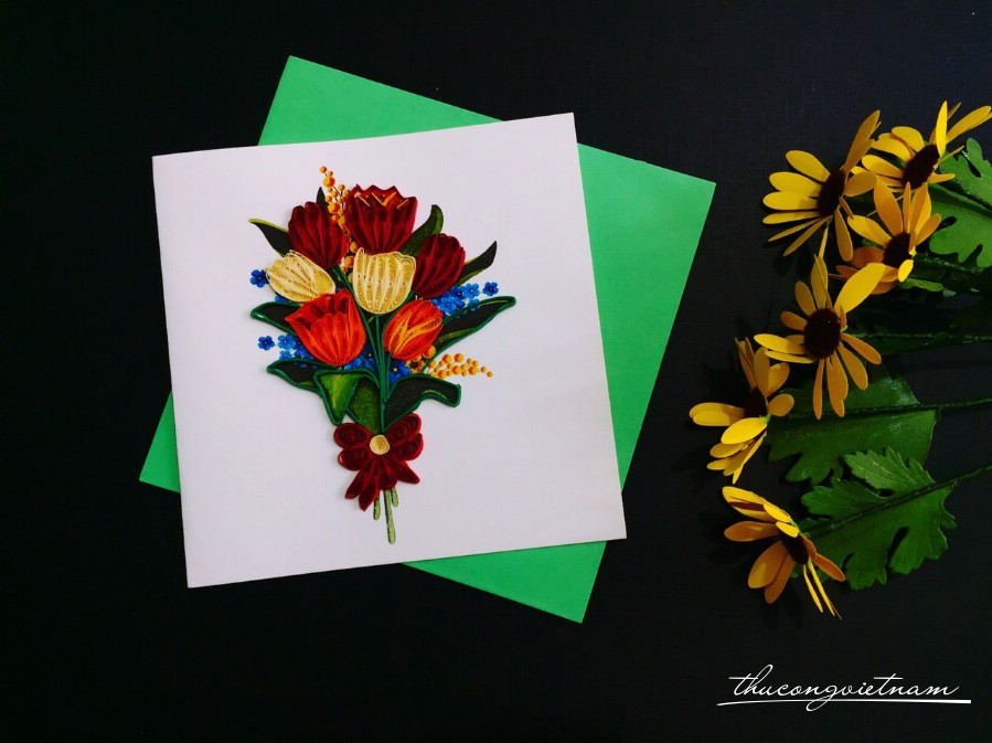 Thiệp quilling bó hoa Tulip