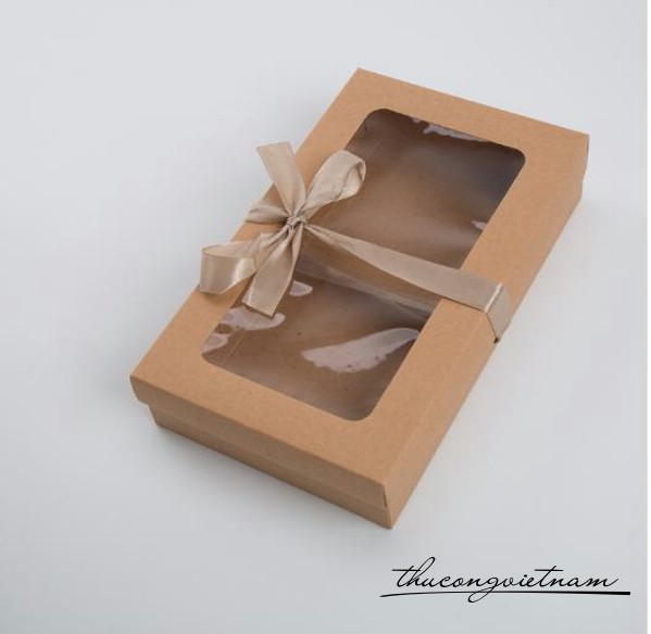 Hộp quà kraft có kiếng & nơ 27x16x6cm