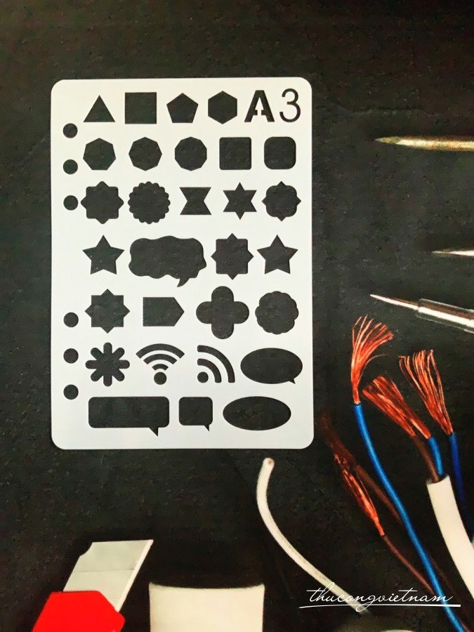 Khuôn vẽ Stencil Plastic mẫu 3 - size 14.7x21cm