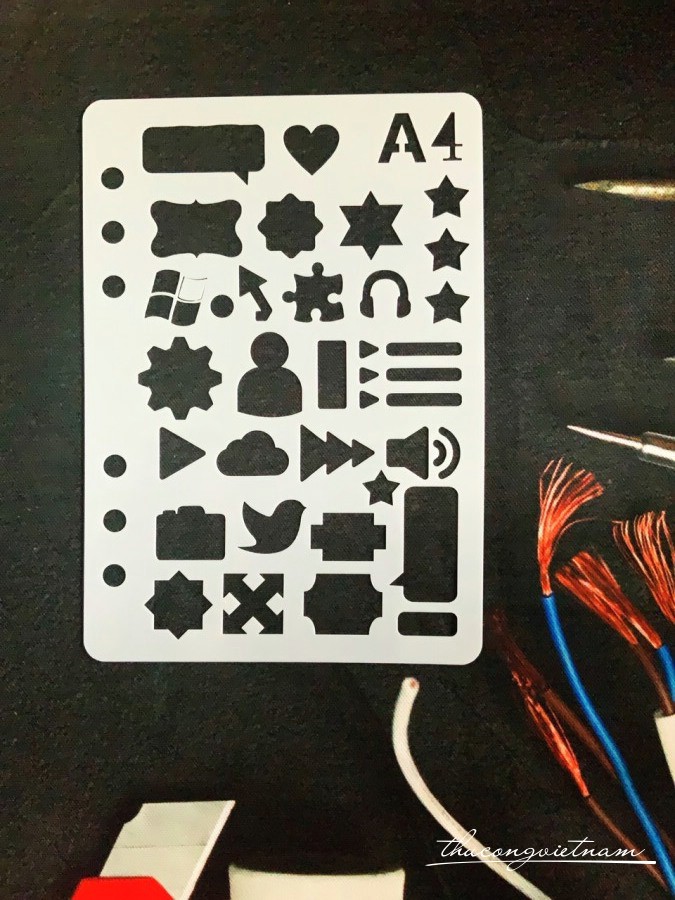 Khuôn vẽ Stencil Plastic mẫu 4 - size 14.7x21cm