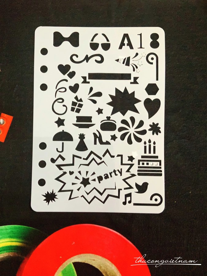 Khuôn vẽ Stencil Plastic mẫu 18 - size 14.7x21cm