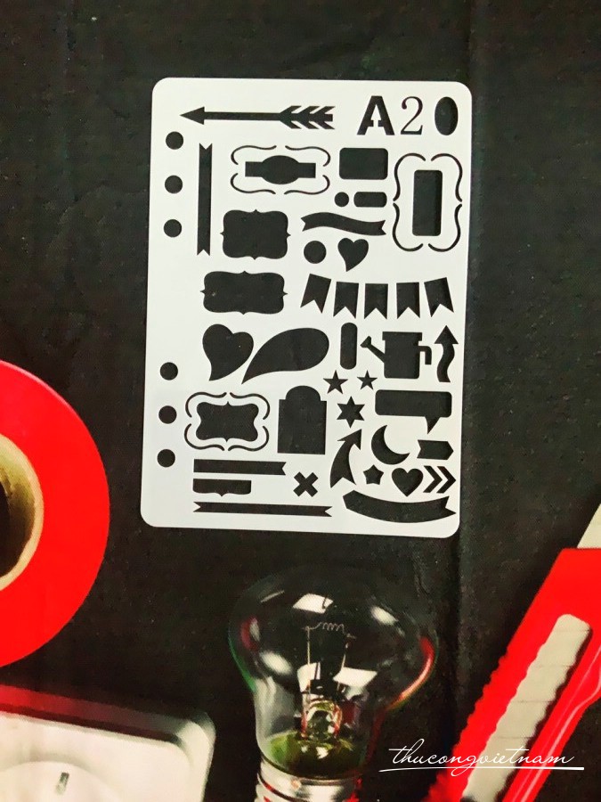 Khuôn vẽ Stencil Plastic mẫu 20 - size 14.7x21cm