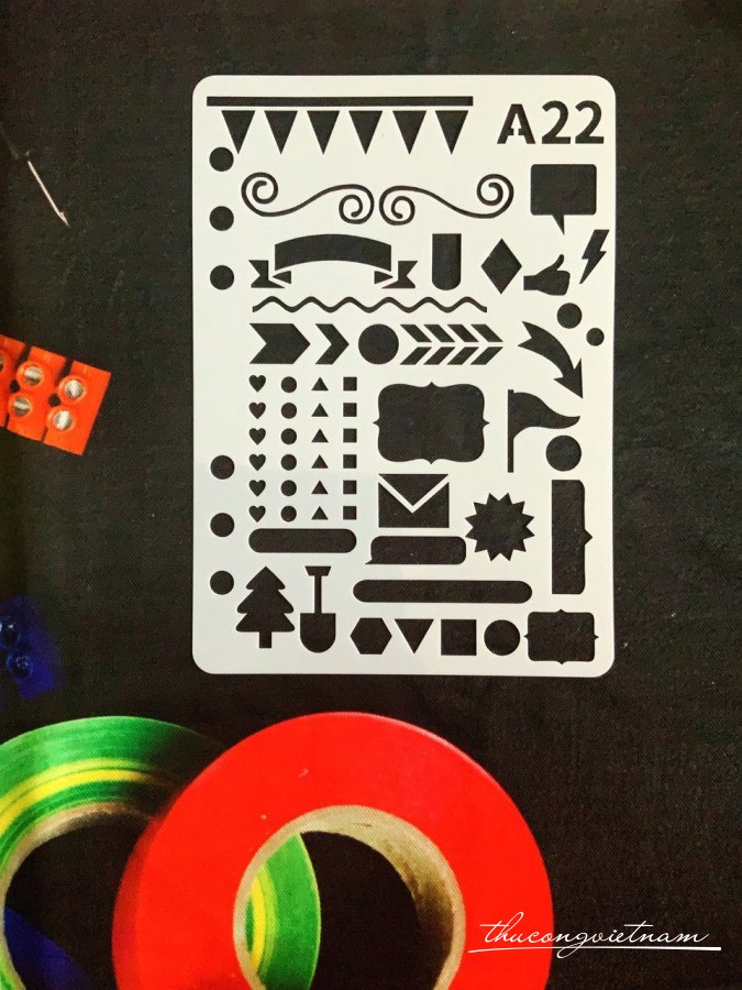 Khuôn vẽ Stencil Plastic mẫu 22 - size 14.7x21cm
