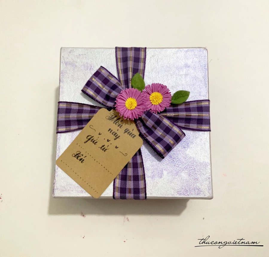 Hộp quà Handmade 12.5x12.5x6cm mẫu 2