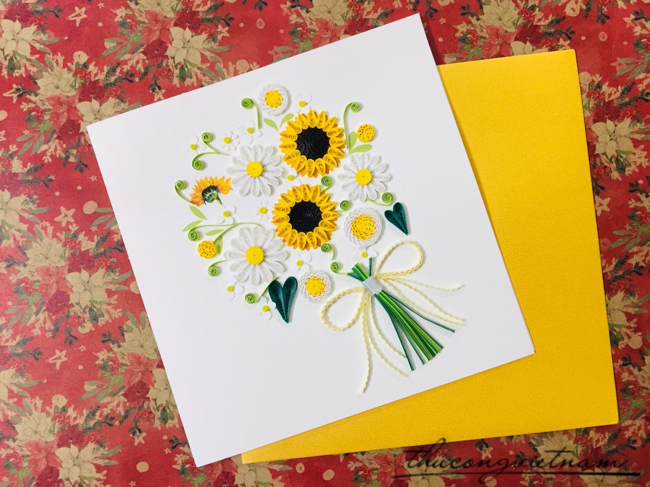 Thiệp Quilling Hoa - Mẫu 1