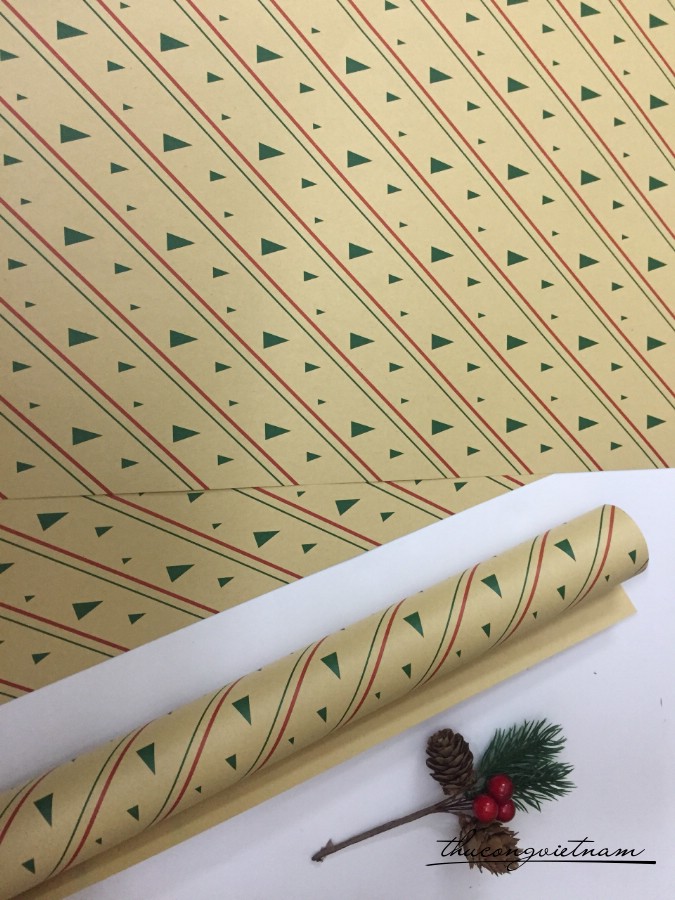 Giấy Kraft cao cấp Giáng sinh 50*70 (80gms) - M4