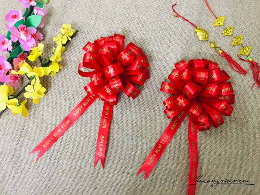 Nơ ruy băng tú cầu Tết 15cm (bản 2cm)