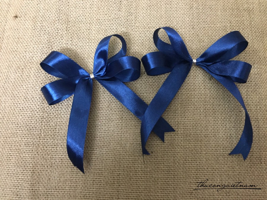 Nơ 4 cánh 10-12cm ( bản ruy băng 2cm ) - M2