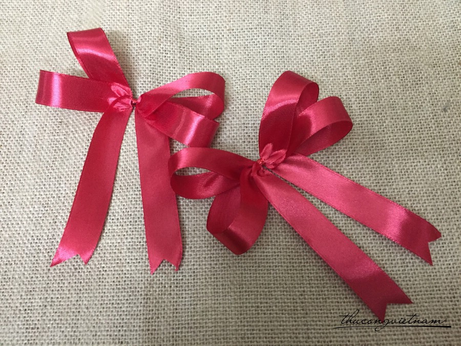 Nơ 4 cánh 10-12cm ( bản ruy băng 2cm ) - M12