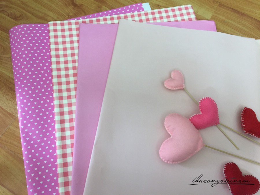 Set 4 giấy gói quà tim Valentine's day - M2