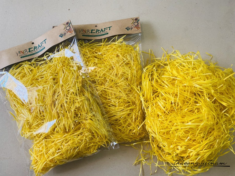 Giấy rơm lót hộp quà màu vàng 10g