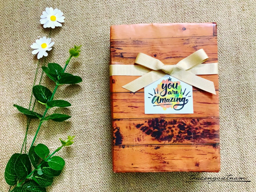 Hộp quà gói sẵn phong cách Vintage kiểu đơn giản - M2