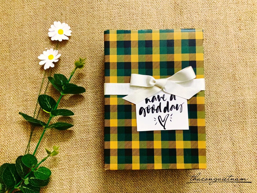 Hộp quà gói sẵn phong cách Vintage kiểu đơn giản - M14