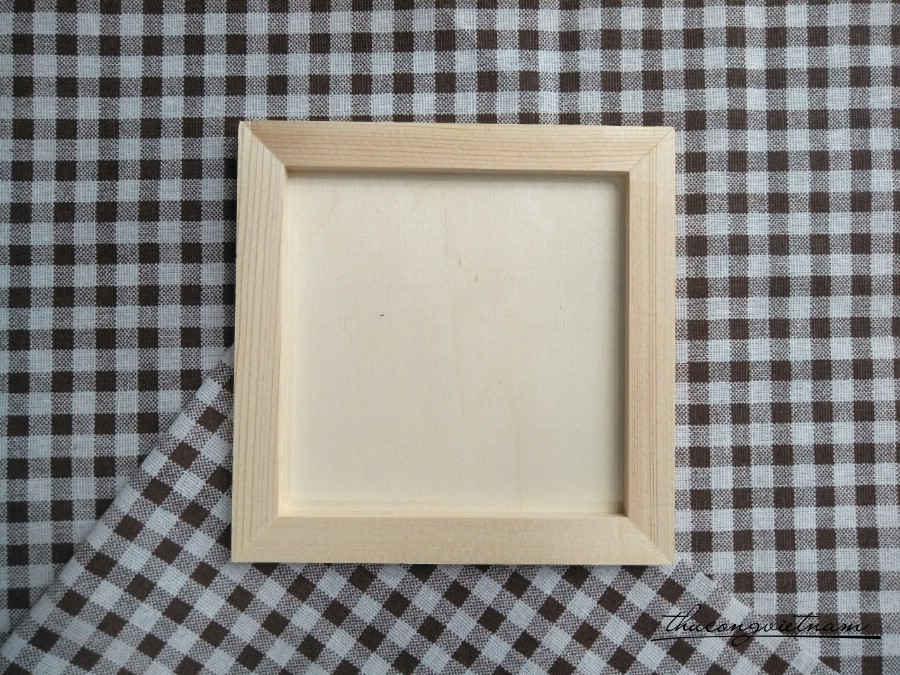 Khung tranh gỗ 15*15cm