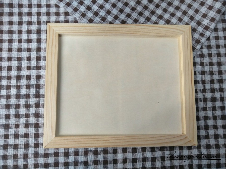 Khung tranh gỗ 19*21cm
