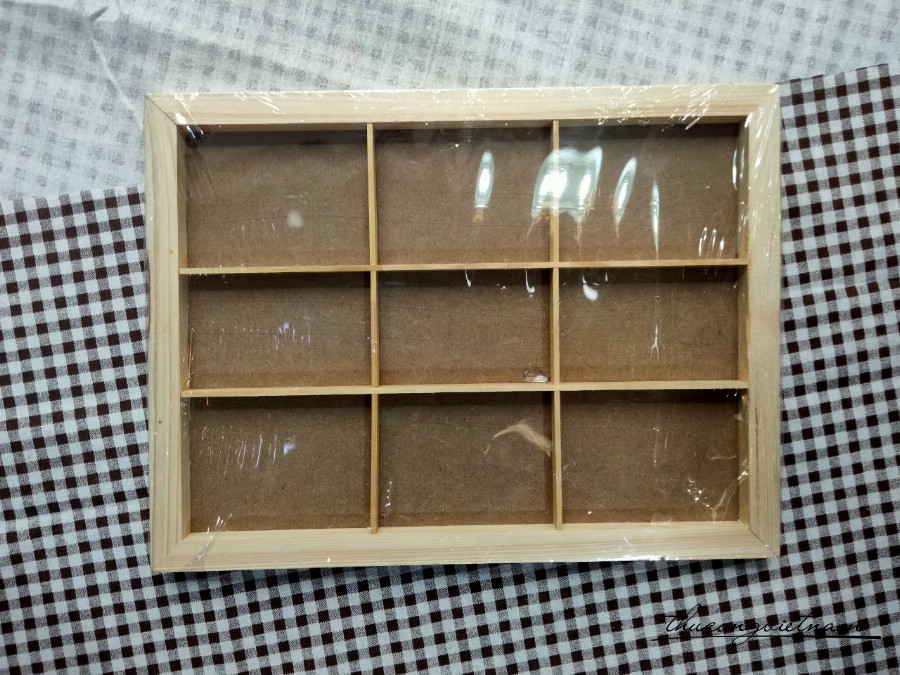 Khung tranh gỗ có ngăn 30*40cm