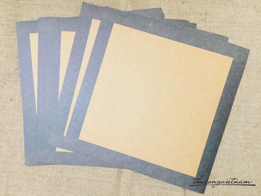 Giấy kraft vẽ tranh 33*33cm bo vuông màu xanh dương