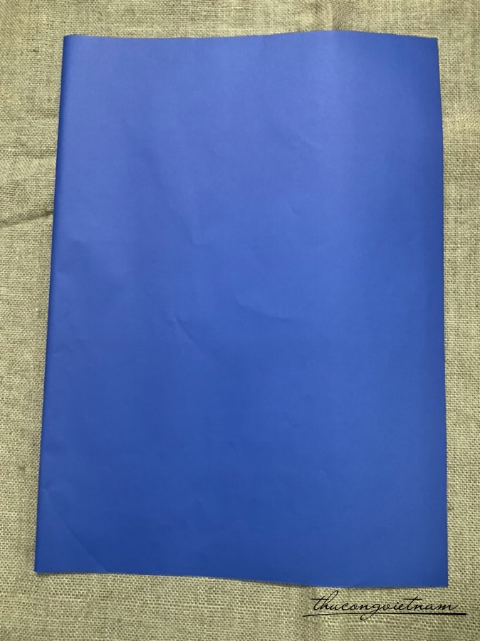 Giấy trơn gói quà, bó hoa 50*70cm - Xanh dương