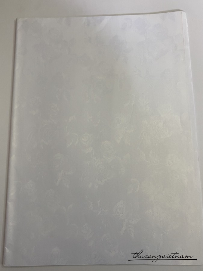 Giấy gân nổi nhũ cao cấp 50*70cm - Hoa văn trắng