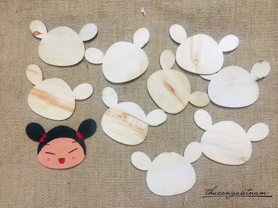 Thẻ gỗ trơn hình Pucca - 9cm