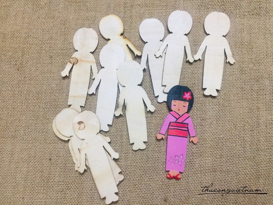 Thẻ gỗ trơn bé gái kiểu 2 - 12cm