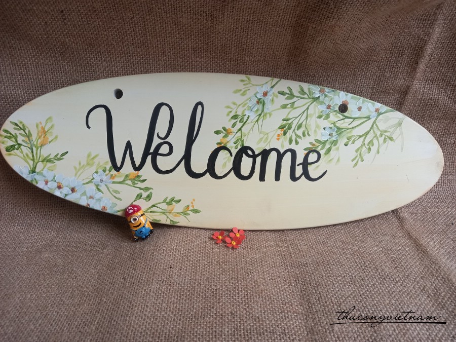 Bảng gỗ treo hình Oval 38*13cm - M5