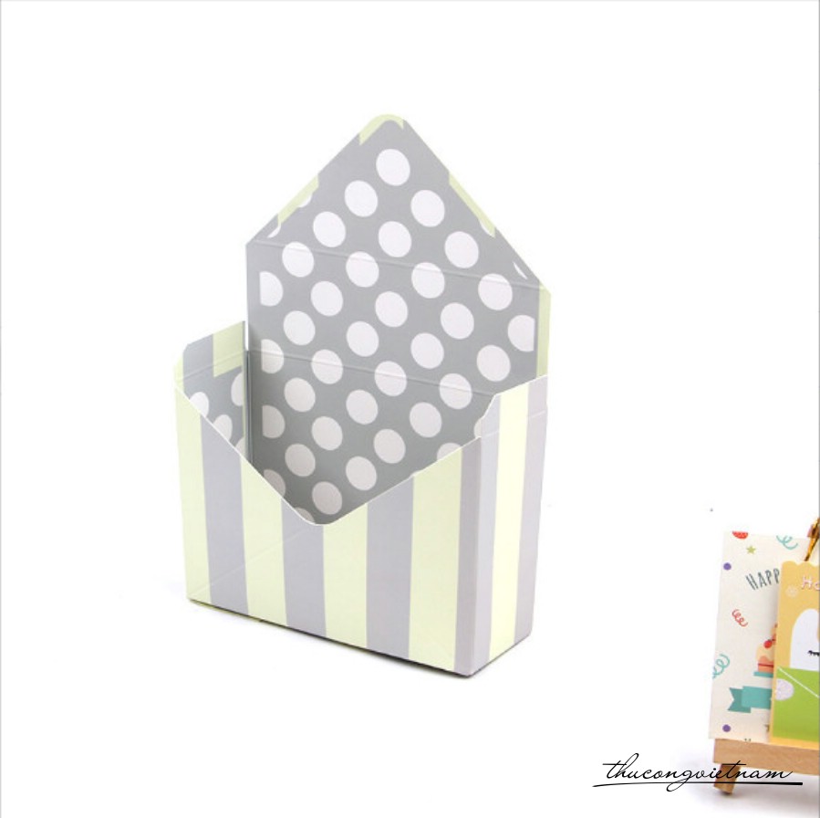 Hộp Giấy Phong Thư (20*16*7cm)-M6
