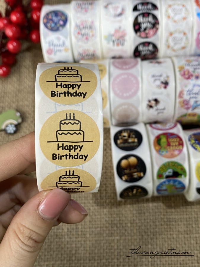 Sticker tròn Happy Birthday (500 tem) - Mẫu 2