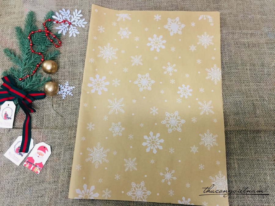 Giấy Kraft Giáng Sinh NK13 trắng (72*51cm)