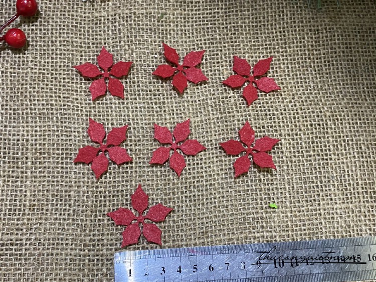 Hoa trạng nguyên nỉ 3cm (5 cái)