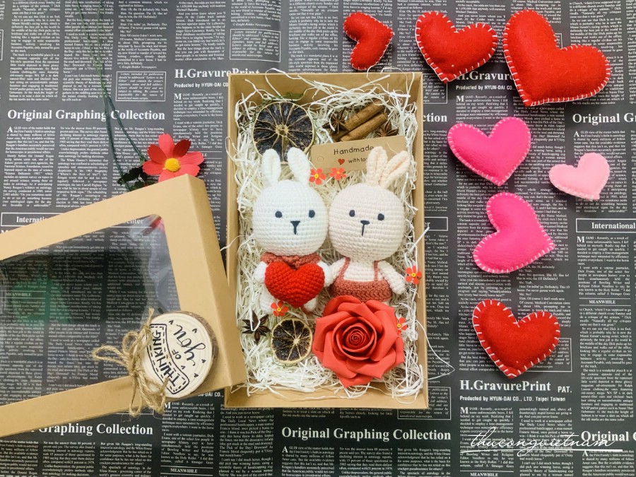Hộp quà Amigurumi ngọt ngào- Thỏ