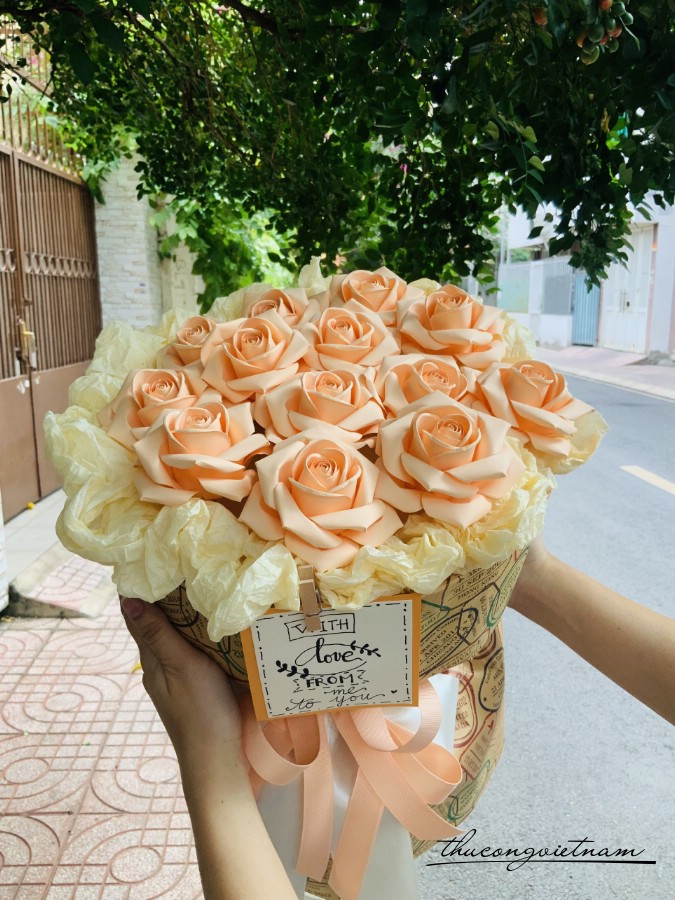 Bó hoa hồng giấy loại đại (30x35cm) - Cam nhạt