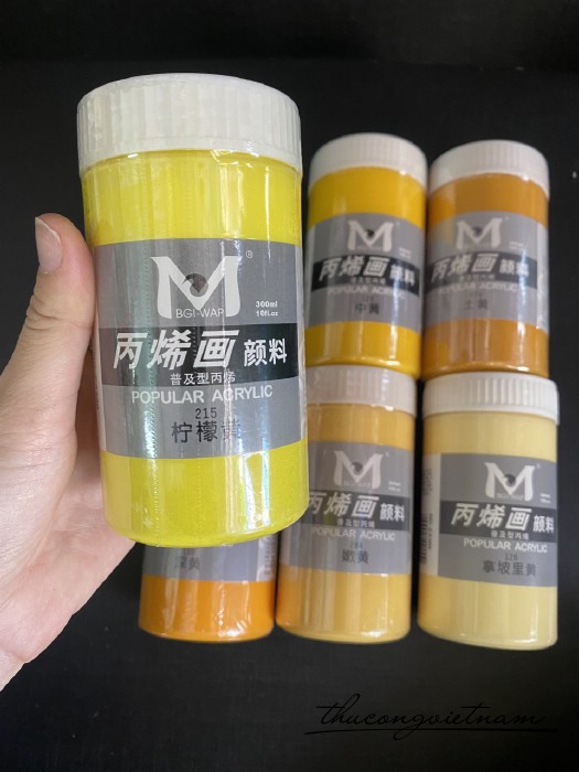 Acrylic vàng nhạt 215 - 300ml