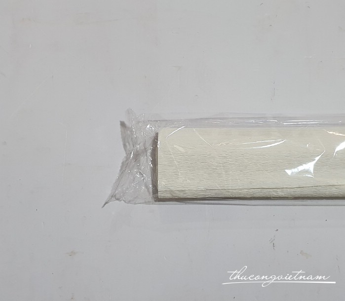 Giấy nhún khổ 50*250cm - Màu trắng