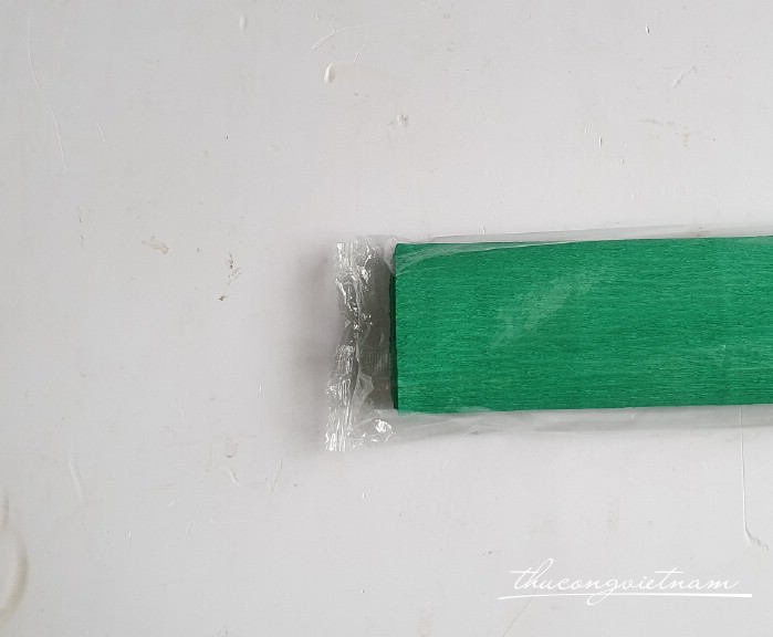 Giấy nhún khổ 50*250cm - Màu xanh lá đậm