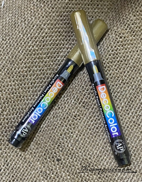 Bút sơn DecoColor Acrylic paint marker màu vàng đồng (3mm)