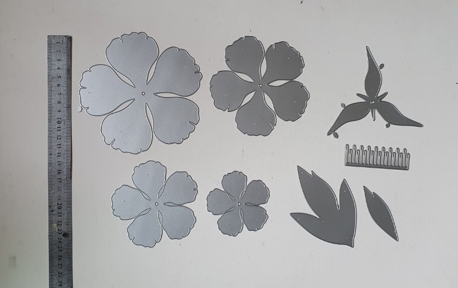 Combo khuôn cắt hoa và lá mẫu 2