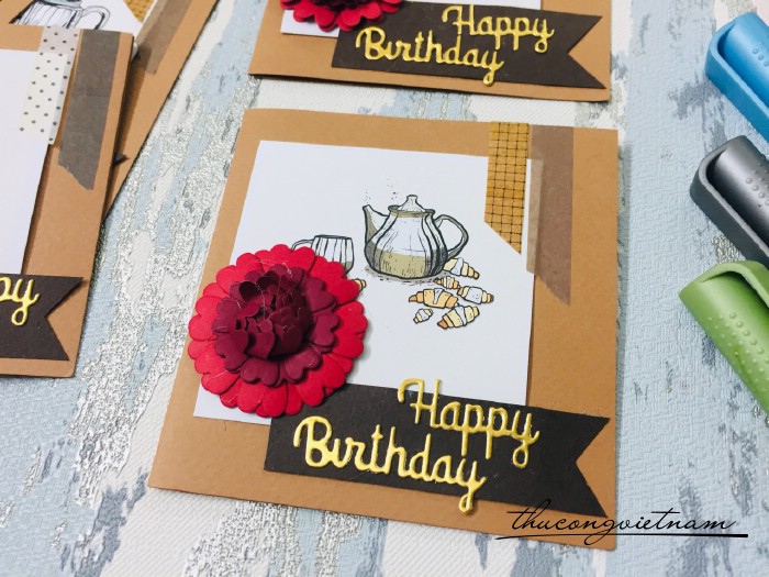  Thiệp hoa đỏ HBBD 10x10cm